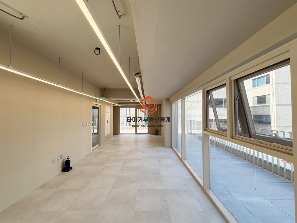 사진 4